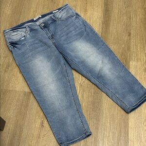 Seven7 For All Mankind Easy Fit Stretch Cropped Med/Light-wash Jeans |Size 14